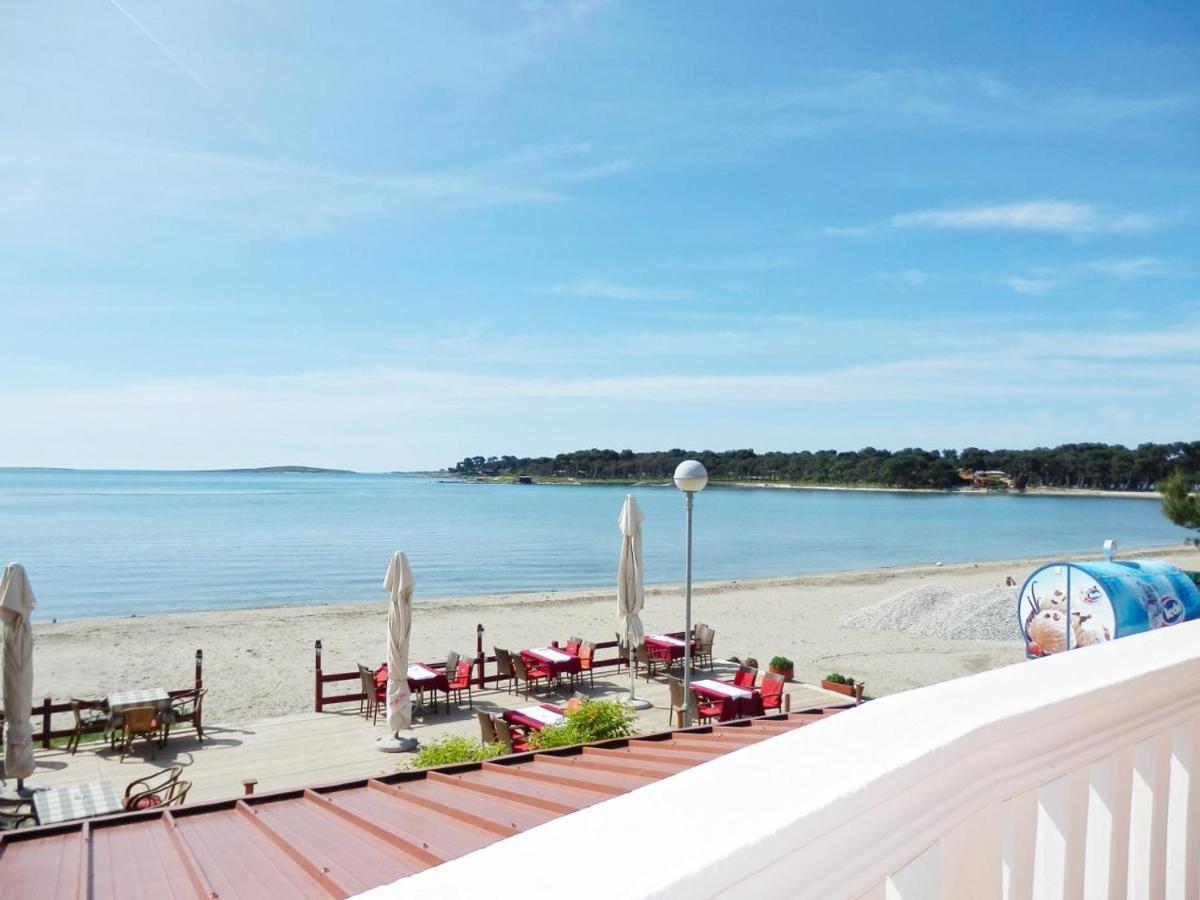 Idila Sea Front Apartments เมดูลิน ภายนอก รูปภาพ